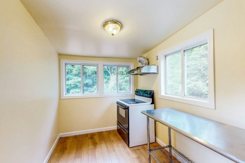 10 Joppa Road Worcester, MA 01602 - Photo 24 of 31