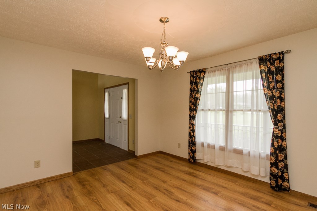 5355 Kennard Road Seville, OH 44273 - Photo 12 of 34 Gallery Image 12