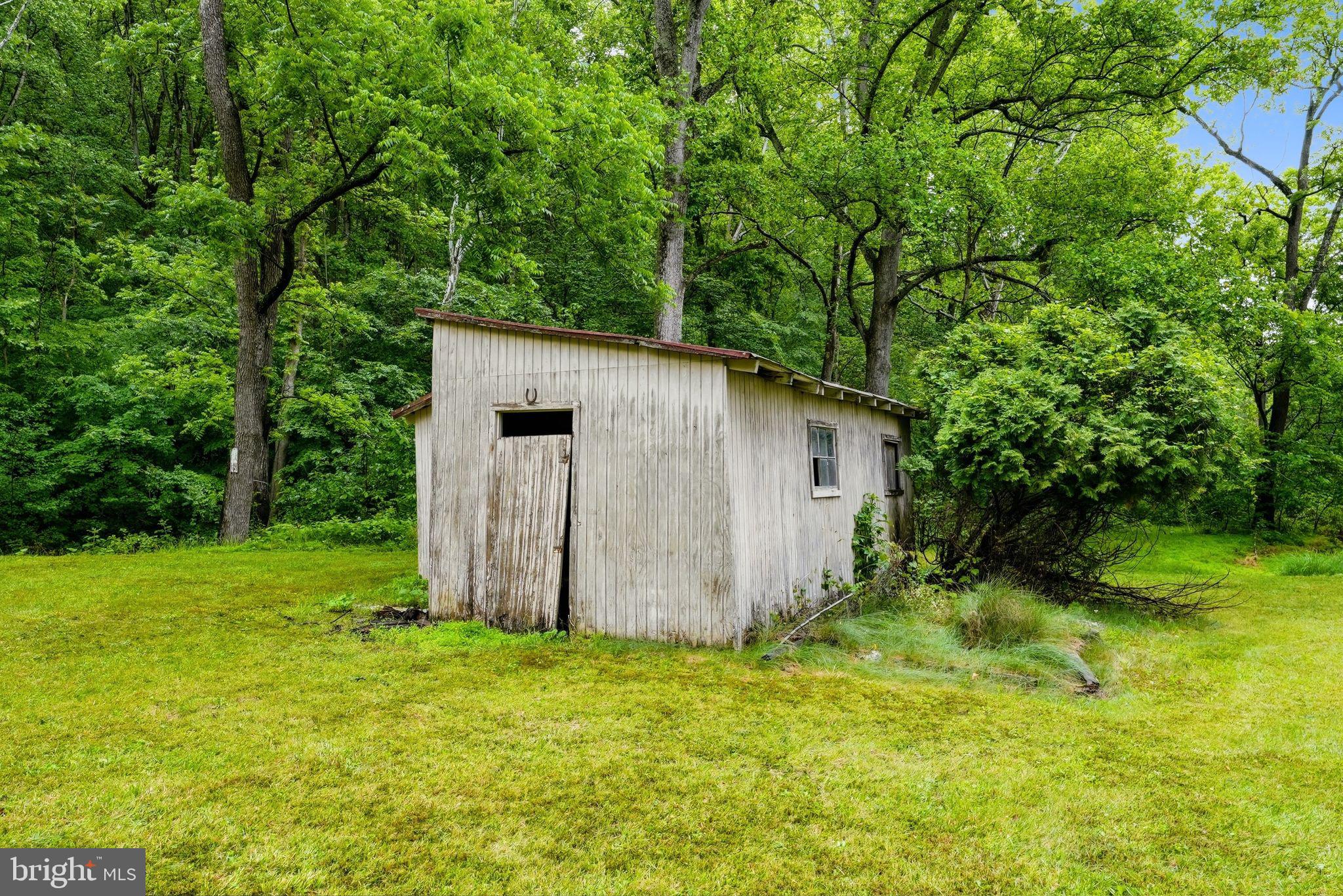326 Keyser Run Road Washington, VA 22747 - Photo 31 of 33