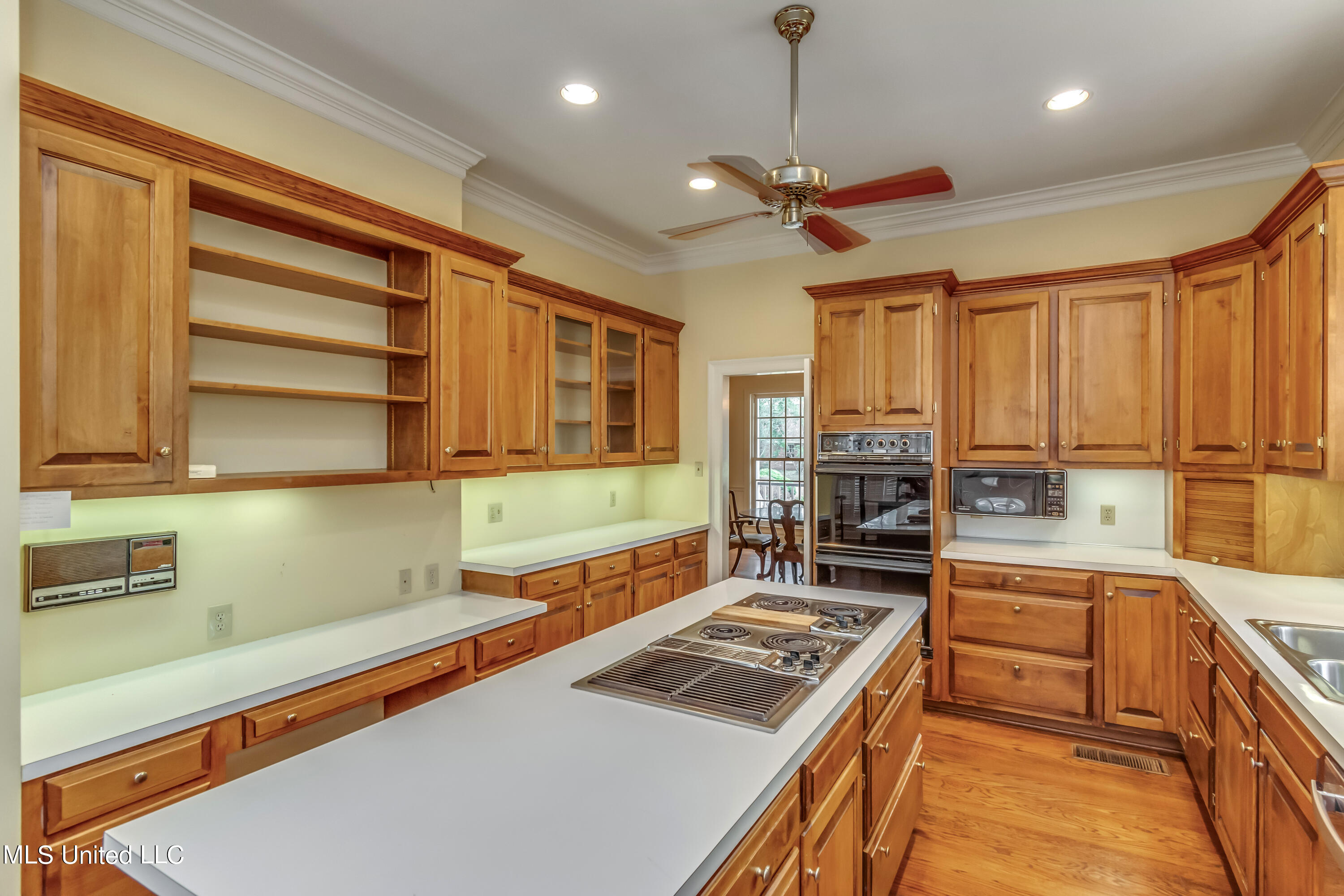 2063 Brecon Drive Jackson, MS 39211 - Photo 32 of 72 2063 Brecon Dr-38