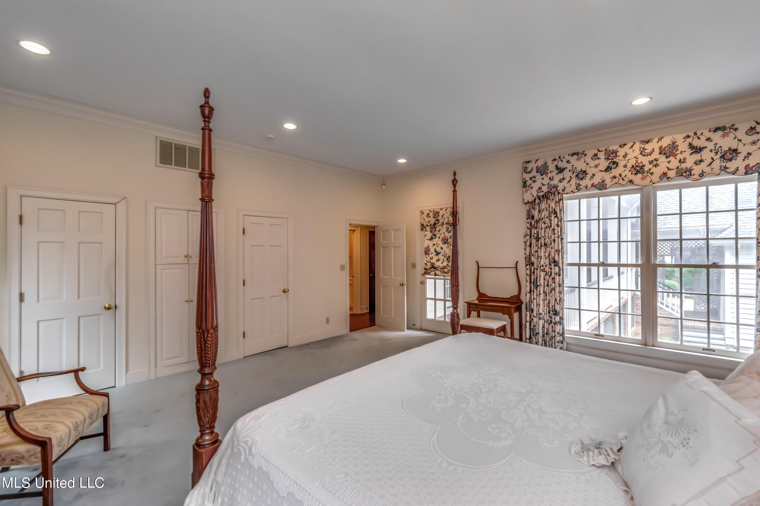 2063 Brecon Drive Jackson, MS 39211 - Photo 37 of 72 2063 Brecon Dr-55