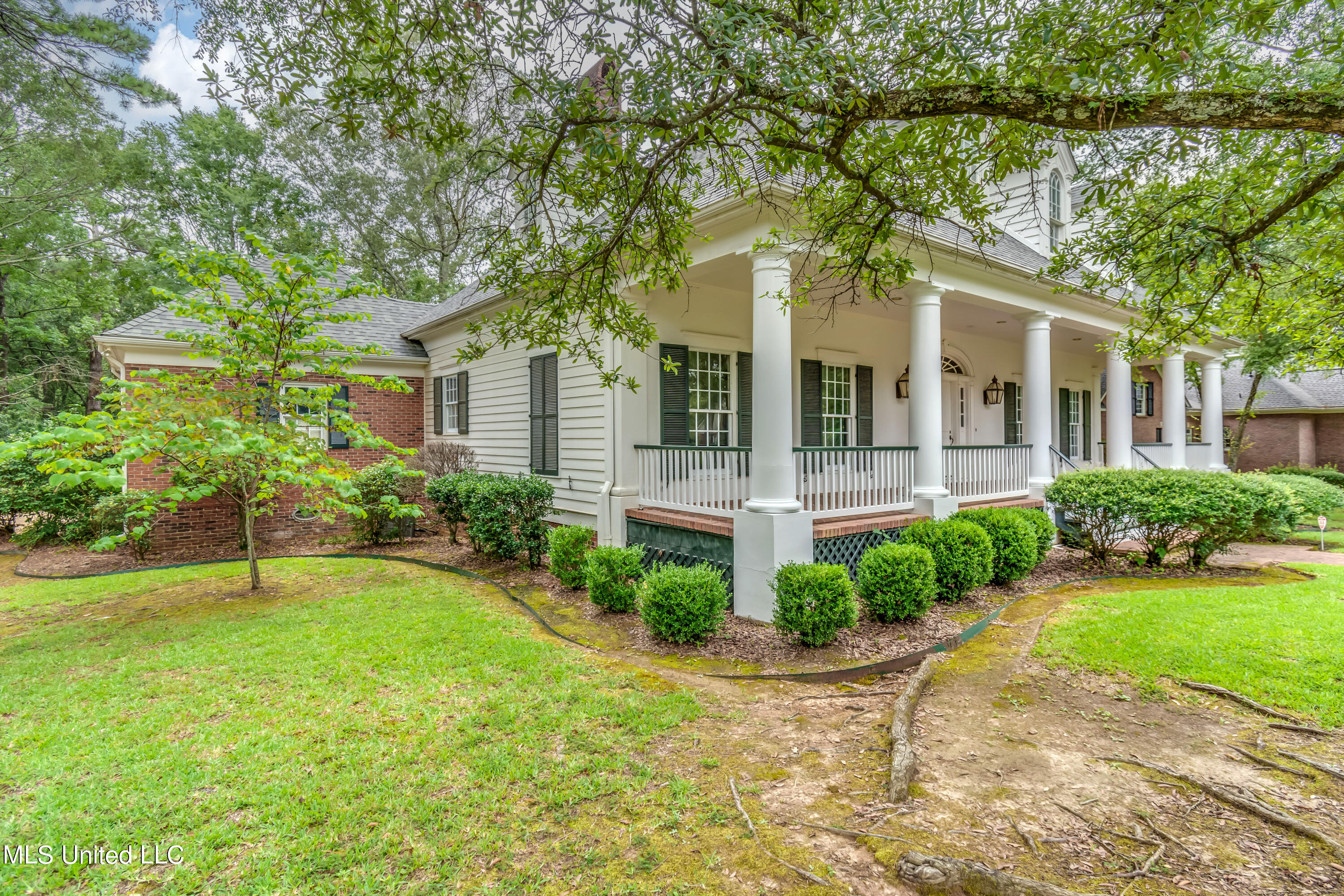 2063 Brecon Drive Jackson, MS 39211 - Photo 5 of 72 2063 Brecon Dr-5