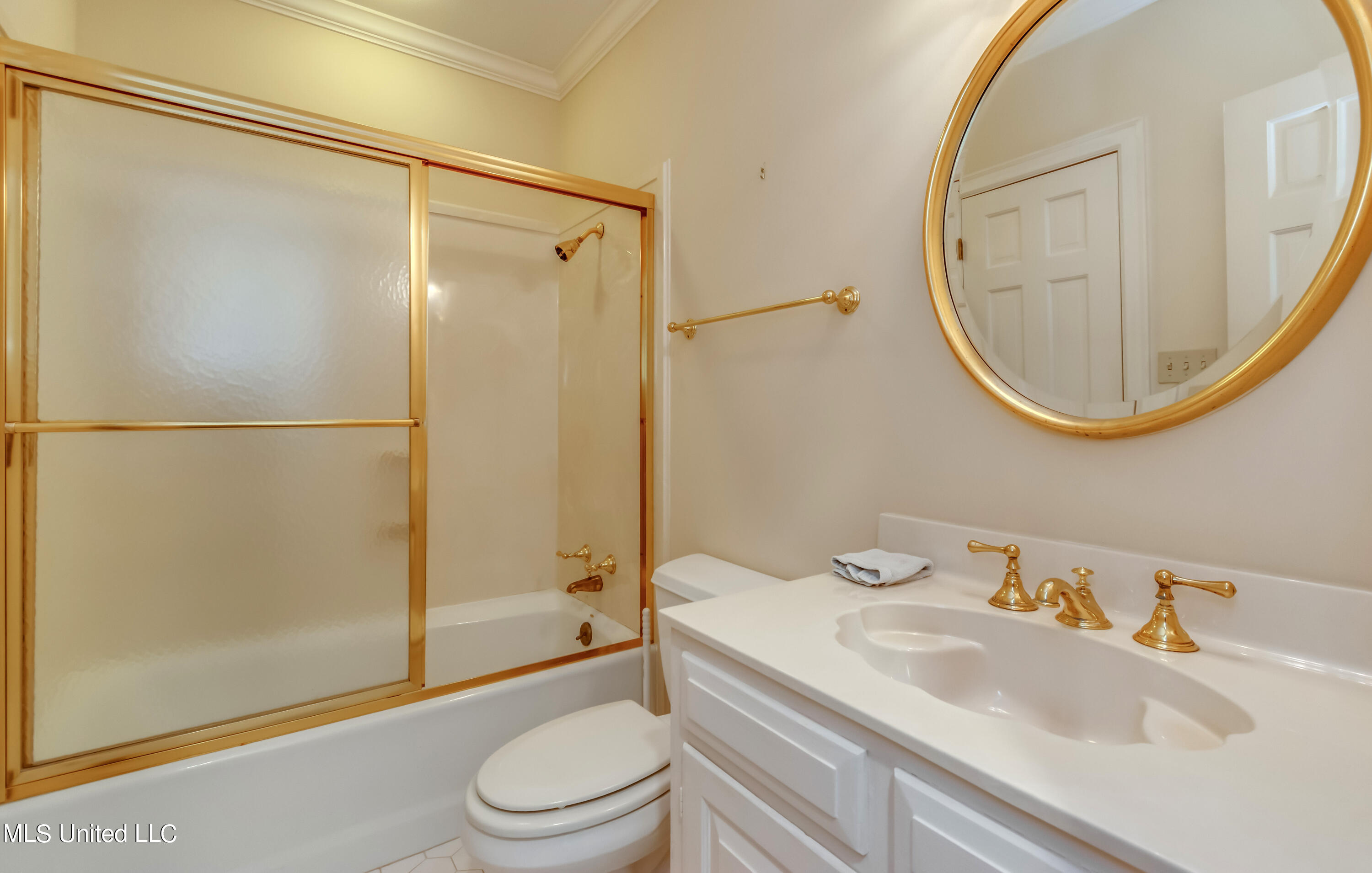 2063 Brecon Drive Jackson, MS 39211 - Photo 53 of 72 2063 Brecon Dr-47