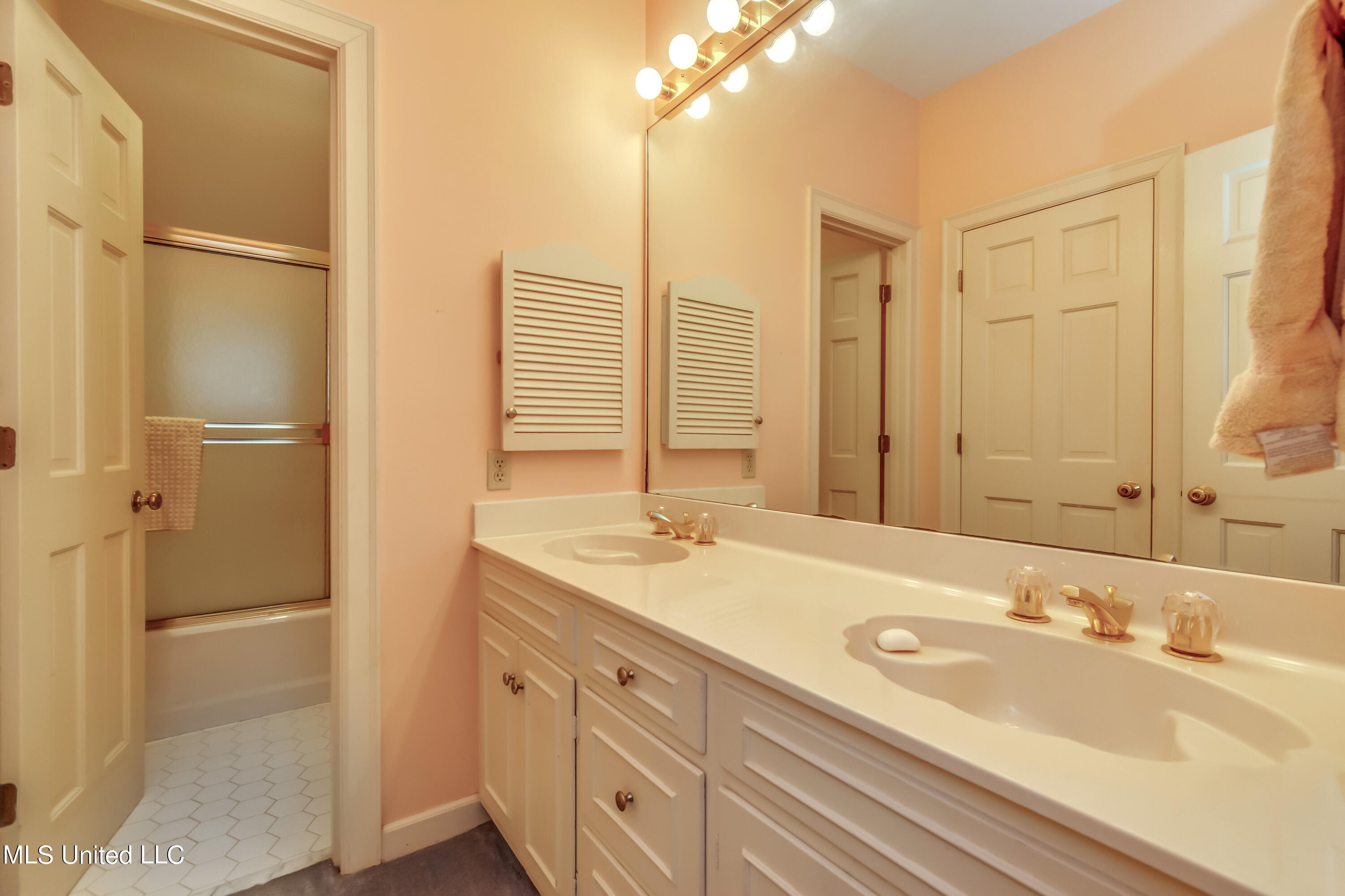 2063 Brecon Drive Jackson, MS 39211 - Photo 65 of 72 2063 Brecon Dr-67