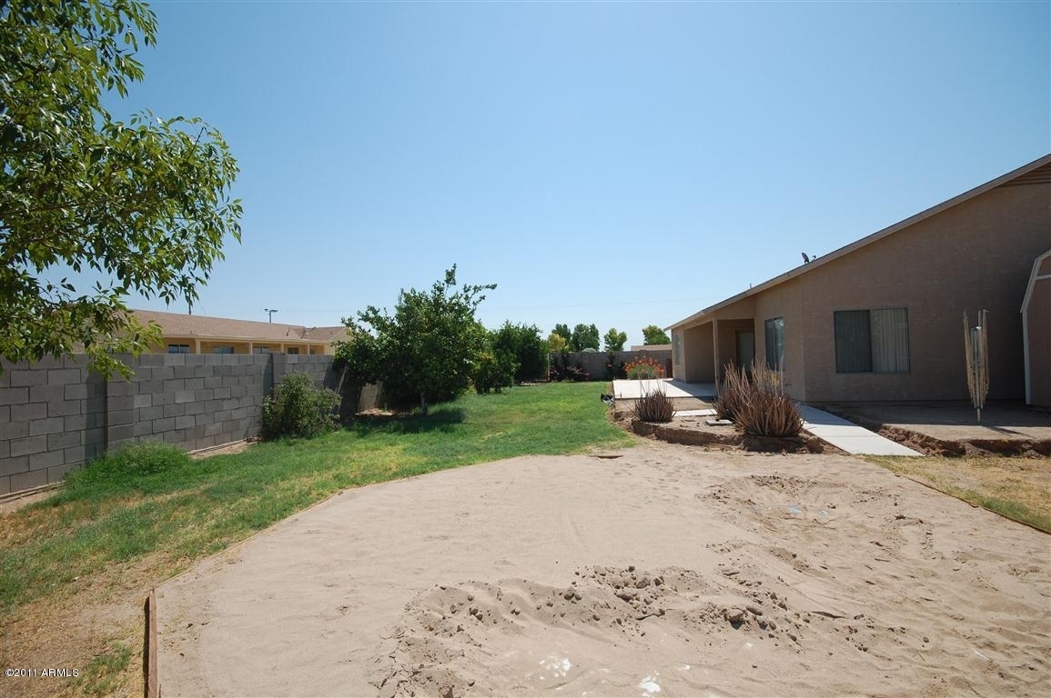 2306 South Tuthill Road Buckeye, AZ 85326 - Photo 26 of 30 Back