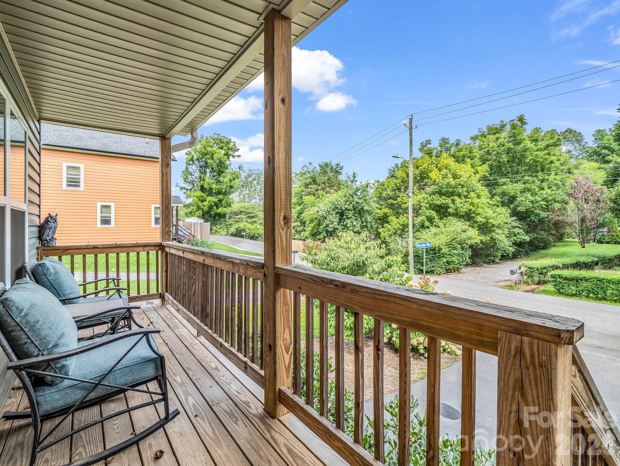 27 Busbee View Road Asheville, NC 28803 - Photo 5 of 43 Gallery Image 5