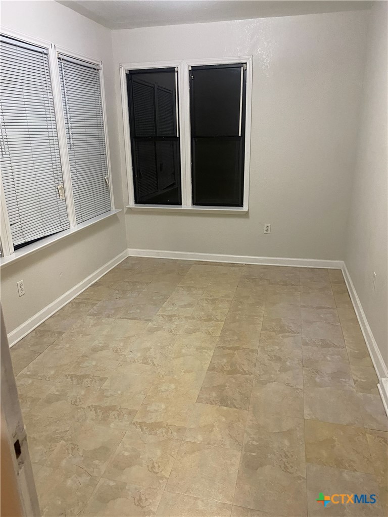 7334 Thurow Street Houston, TX 77087 - Photo 5 of 14