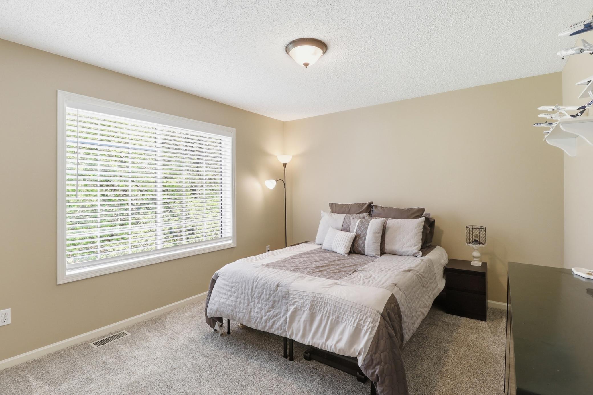 8852 Brunell Way Inver Grove Heights, MN 55076 - Photo 19 of 33