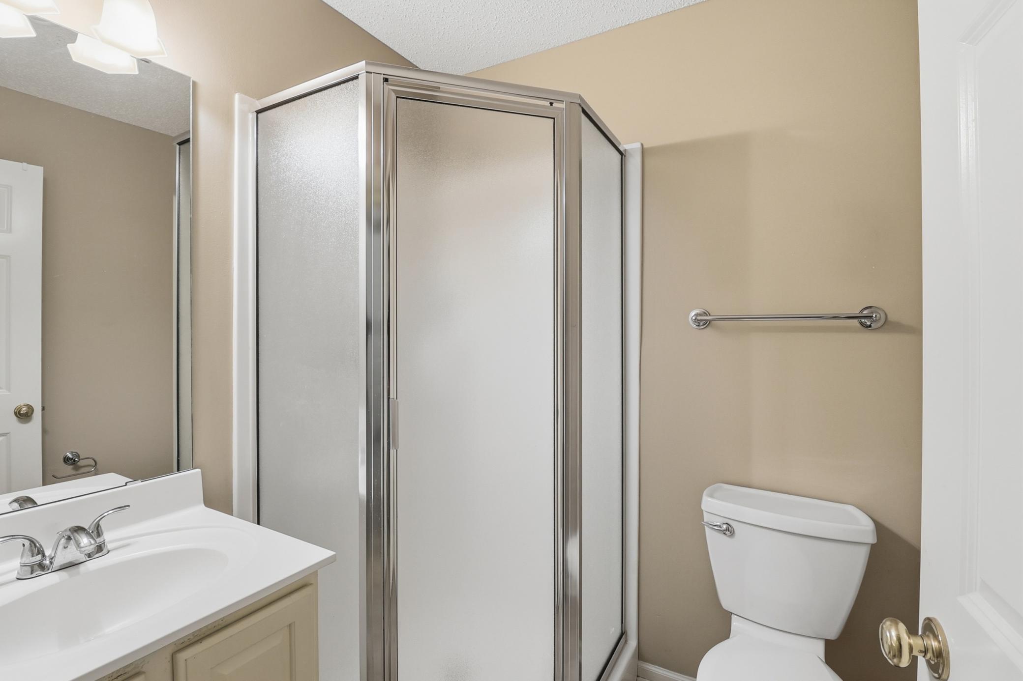 8852 Brunell Way Inver Grove Heights, MN 55076 - Photo 21 of 33