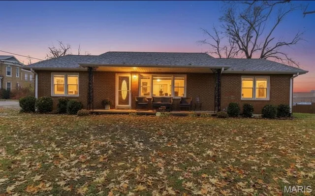 $275,000 | 908 Randolph Street, Glasgow, MO 65254