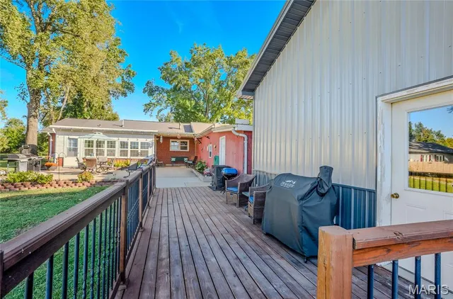 $290,000 | 908 Randolph Street, Glasgow, MO 65254