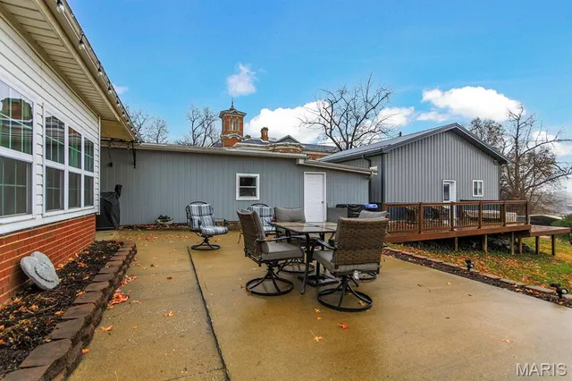 $275,000 | 908 Randolph Street, Glasgow, MO 65254