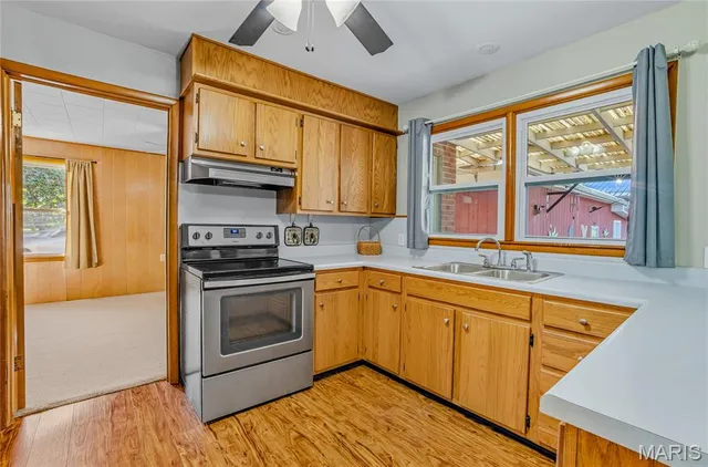 $290,000 | 908 Randolph Street, Glasgow, MO 65254