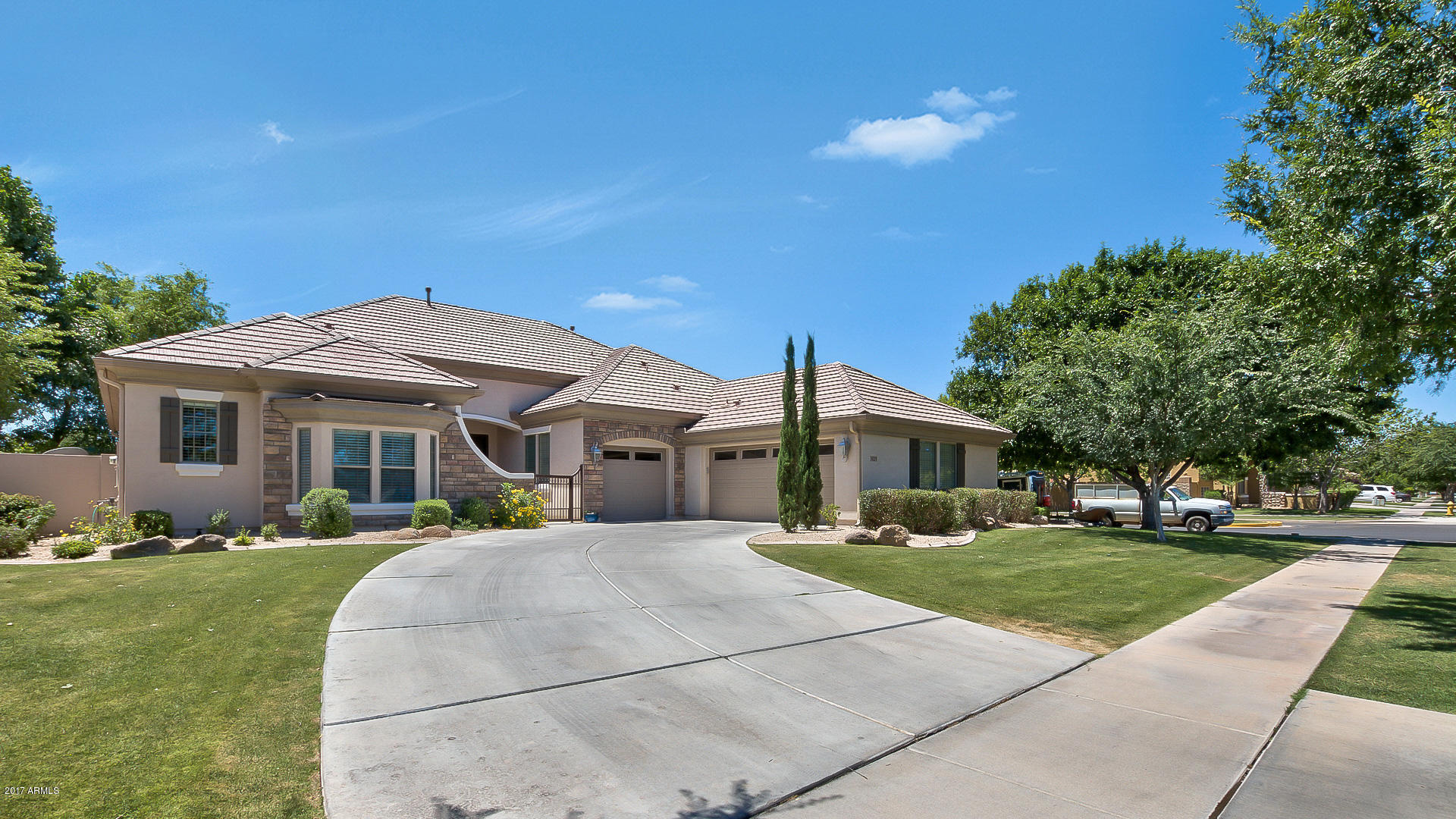 3029 East Weather Vane Road Gilbert, AZ 85296 - Photo 3 of 38 03