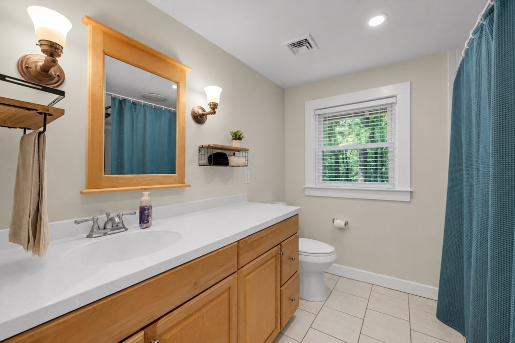 103 Newtown Road Acton, MA 01720 - Photo 19 of 34