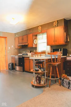 $199,900 | 9508 East County Road 700 North, Seymour, IN 47274