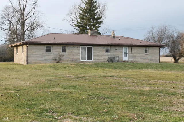 $239,900 | 9508 East County Road 700 North, Seymour, IN 47274