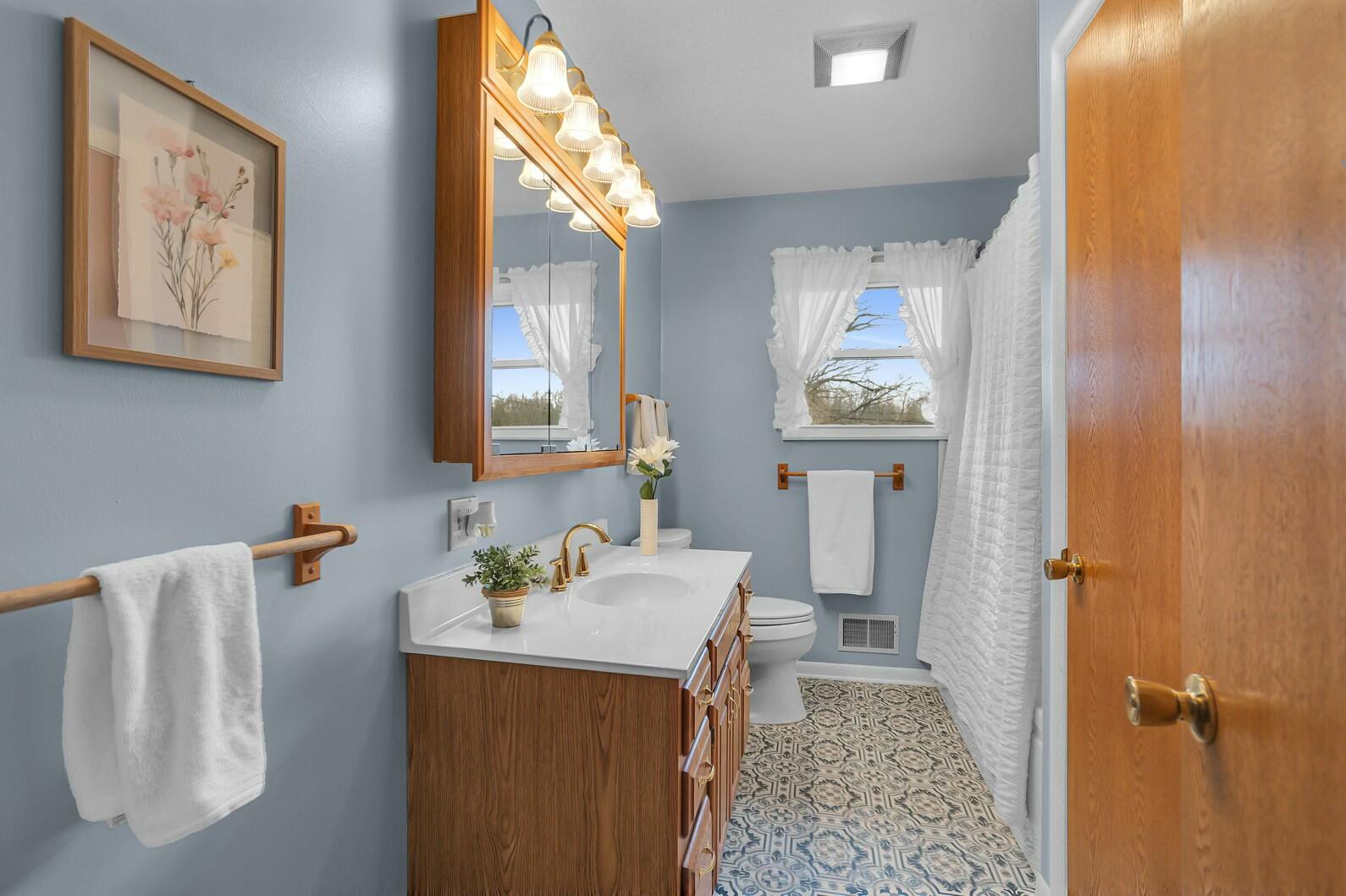 2145 Noon Road Jackson, MI 49201 - Photo 14 of 42 tempImaged1NnX9
