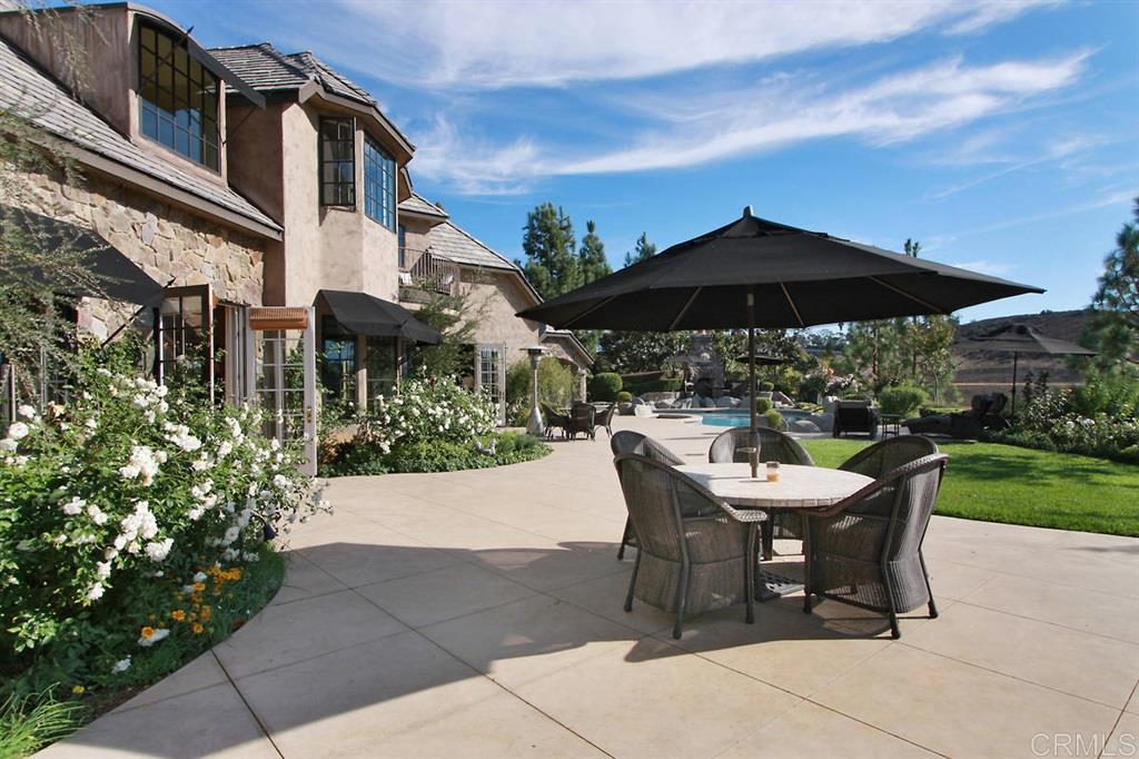 3205 Violet Ridge Olivenhain, CA 92024 - Photo 6 of 16