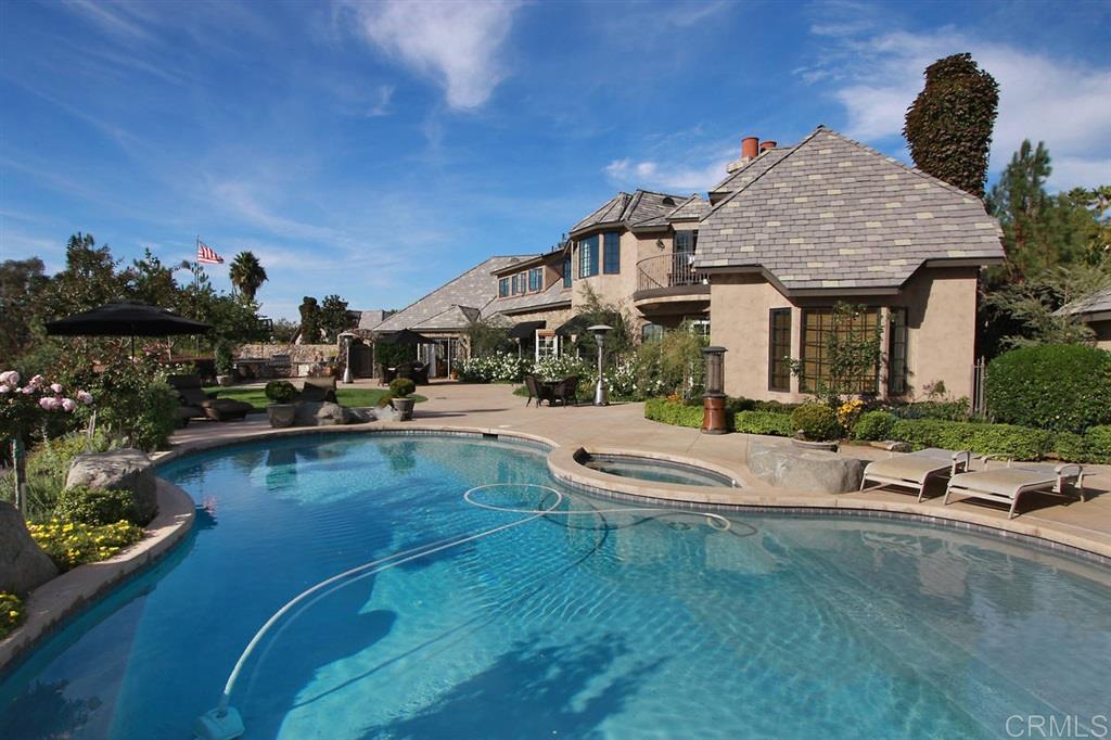 3205 Violet Ridge Olivenhain, CA 92024 - Photo 10 of 16