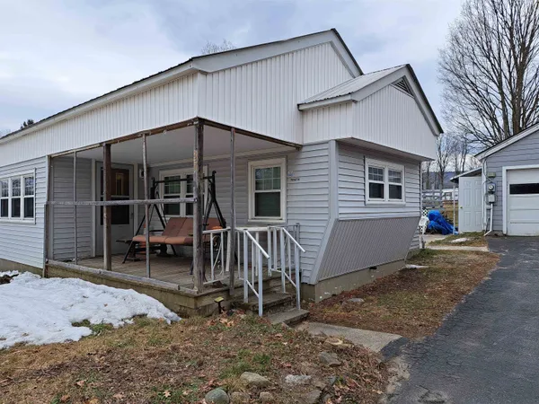 $137,500 | 37 Sugar River Drive, Claremont, NH 03743