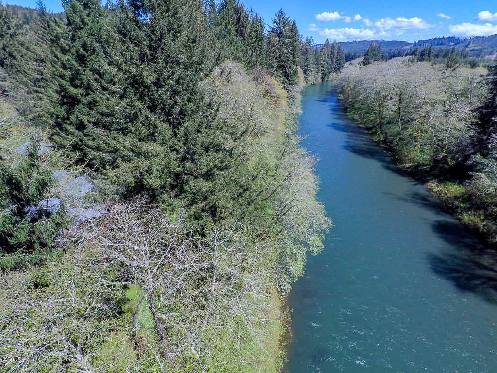 1340 Logsden Road Siletz, OR 97380 - Photo 36 of 60 Siletz River
