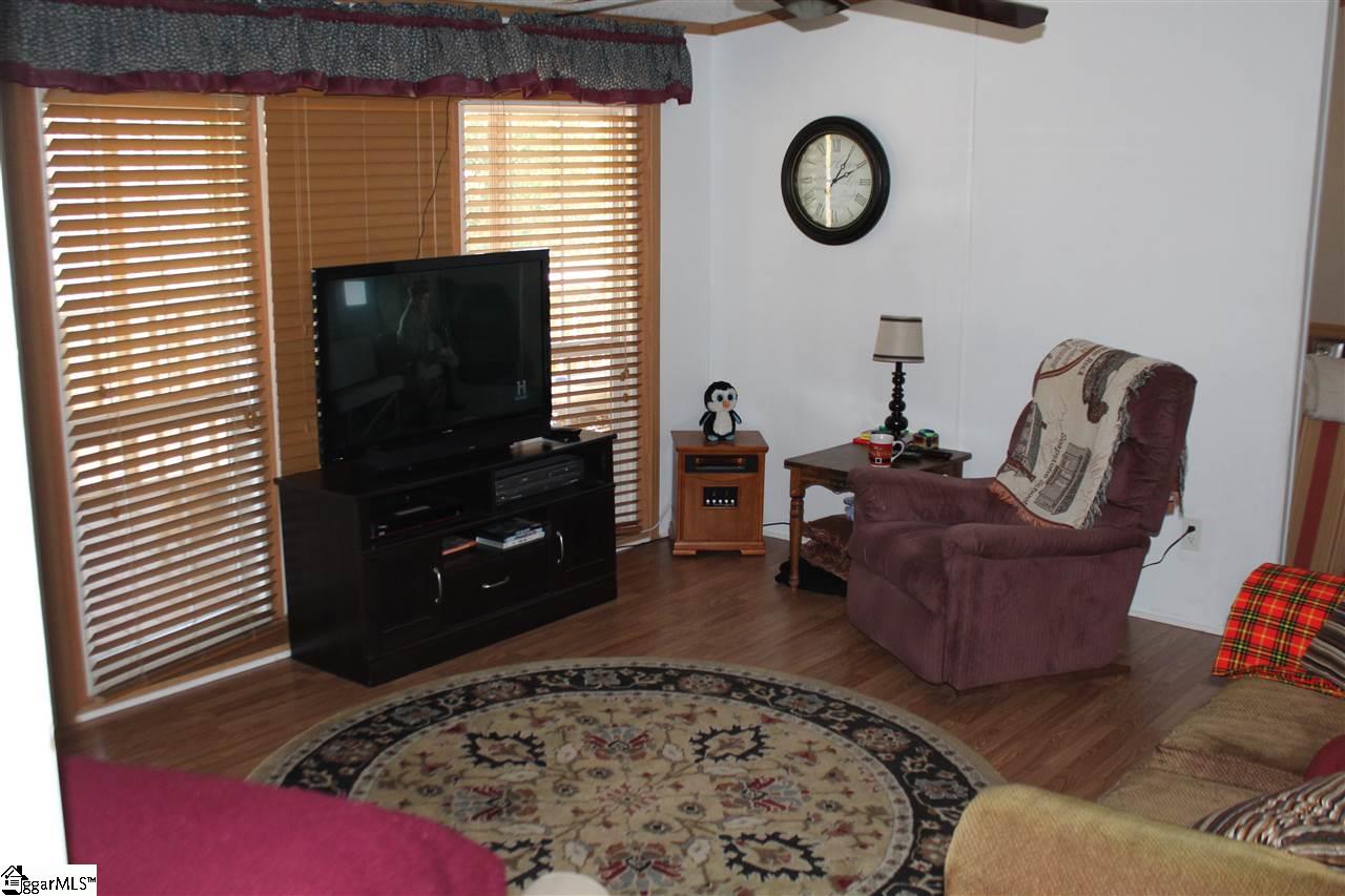 444 Pleasant Grove Road Pickens, SC 29671 - Photo 10 of 24