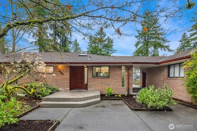 $1,699,950 | 10000 48th Avenue Northeast, Seattle, WA 98125
