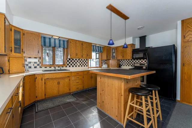 $849,000 | 37931 Dream Island Road, Crosslake, MN 56442