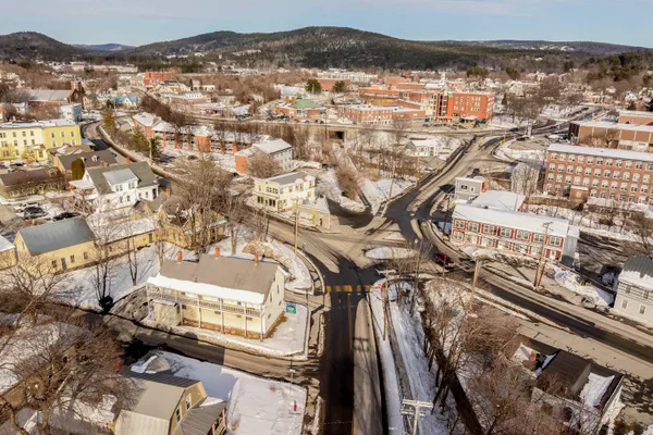 $725,000 | 29 Mascoma Street, Lebanon, NH 03766