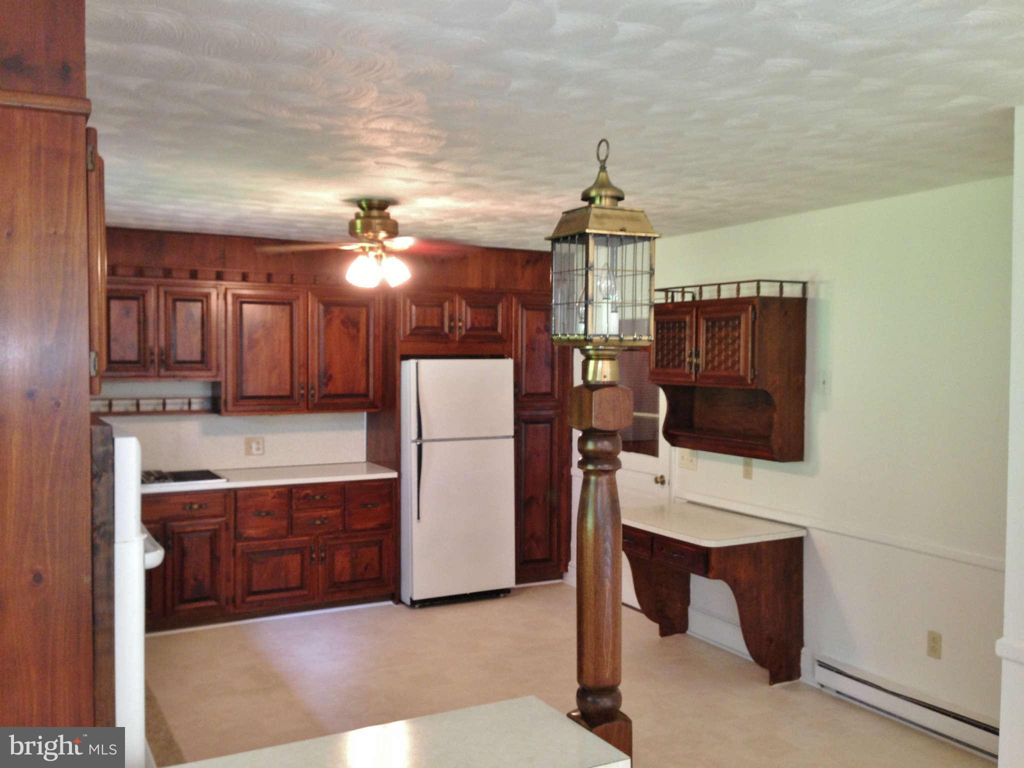 11722 Big Pool Road Clear Spring, MD 21722 - Photo 6 of 22 Kitchen
