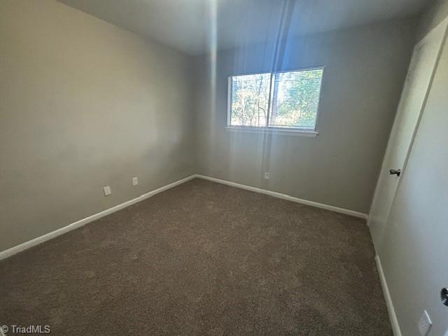 3432 Wichita Place, Unit D Greensboro, NC 27405 - Photo 12 of 13