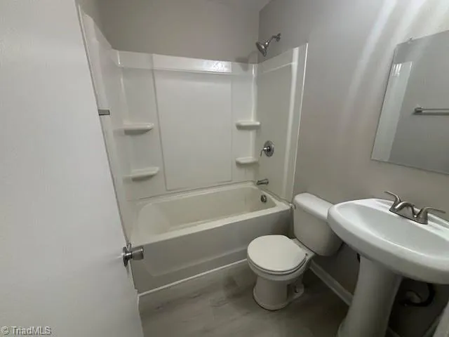 $950 | 3432 Wichita Place, Unit D, Greensboro, NC 27405