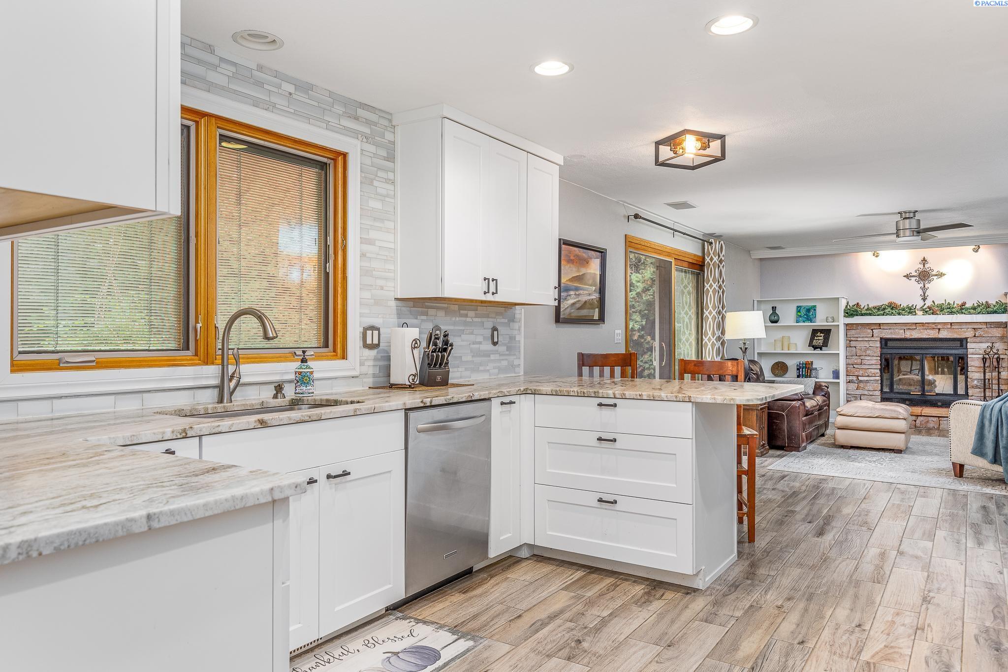 99705 East Reata Road Kennewick, WA 99338 - Photo 9 of 39 Gallery Image 9