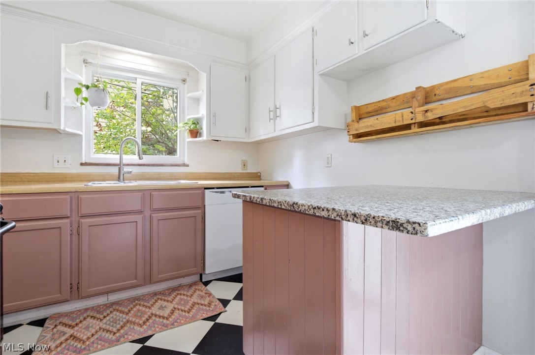 27850 Knickerbocker Road Bay Village, OH 44140 - Photo 8 of 33 Gallery Image 8