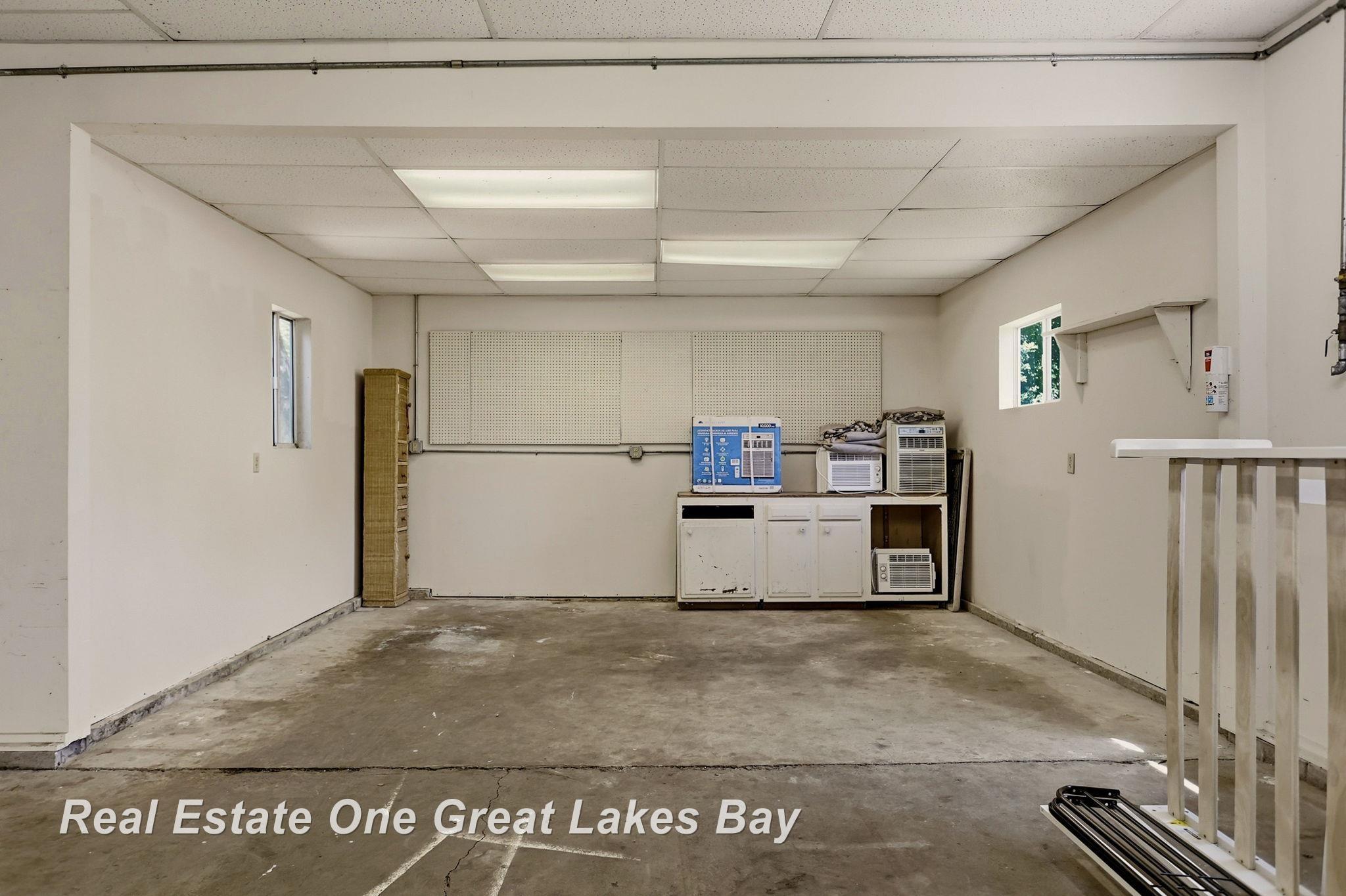 6654 Davis Road Saginaw, MI 48604 - Photo 27 of 41 Gallery Image 27