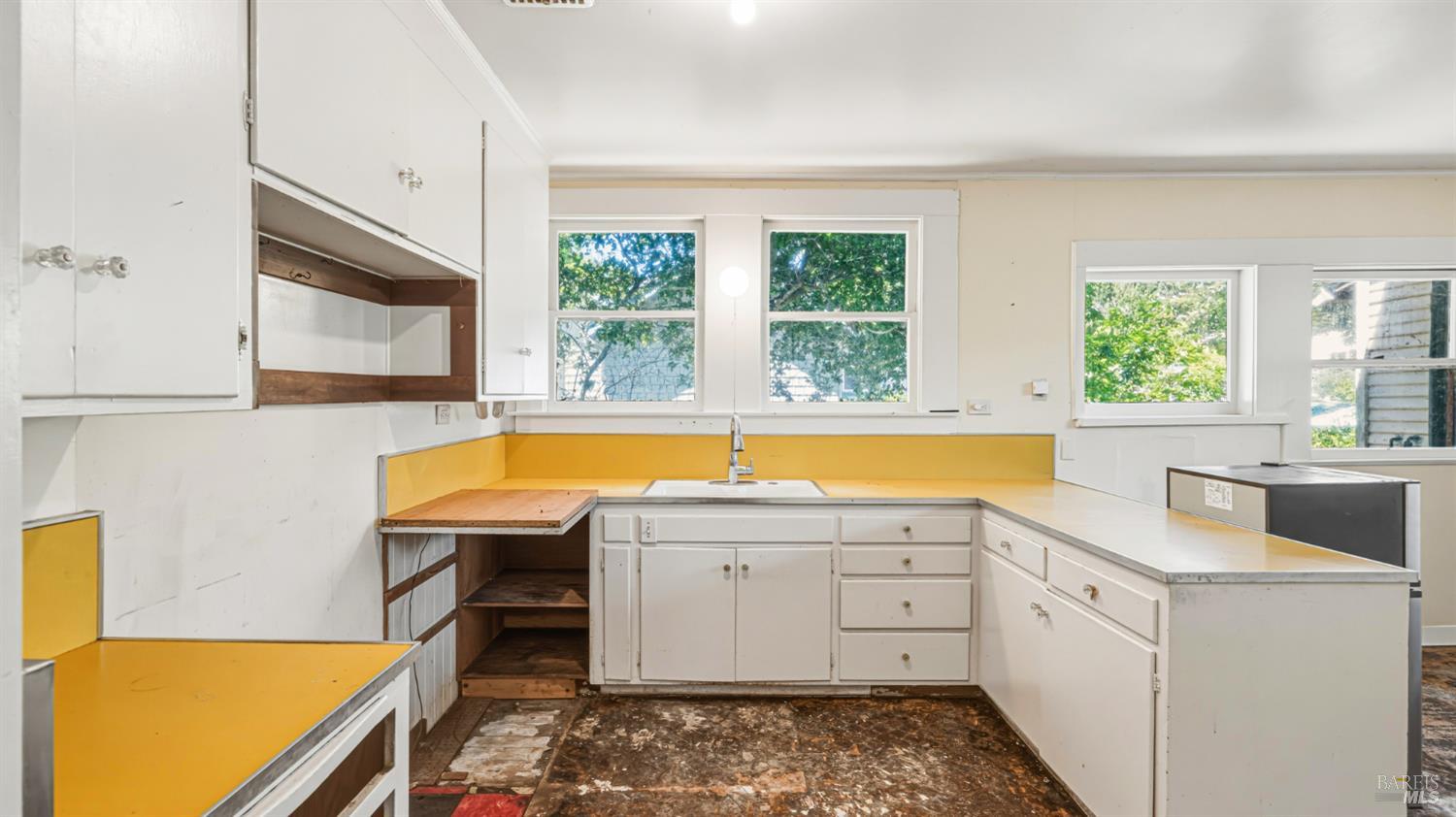127 Manor Road Fairfax, CA 94930 - Photo 15 of 36