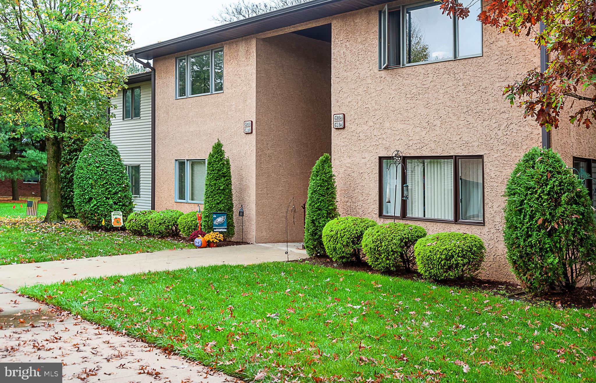 445 Locust Avenue Pitman, NJ 08071 - Photo 13 of 14 Exterior Front
