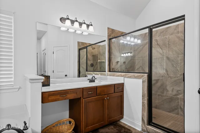 $369,900 | 10437 Emerald Cove, Hernando, MS 38632