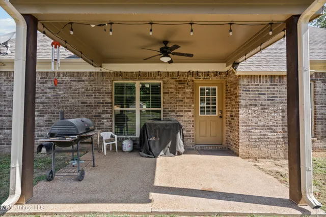 $369,900 | 10437 Emerald Cove, Hernando, MS 38632