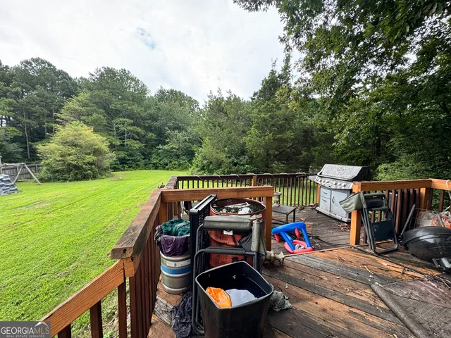 a view of outdoor space yard and patio