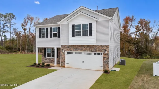 $299,490 | 1002 Middlecrest Drive, Rocky Mount, NC 27804