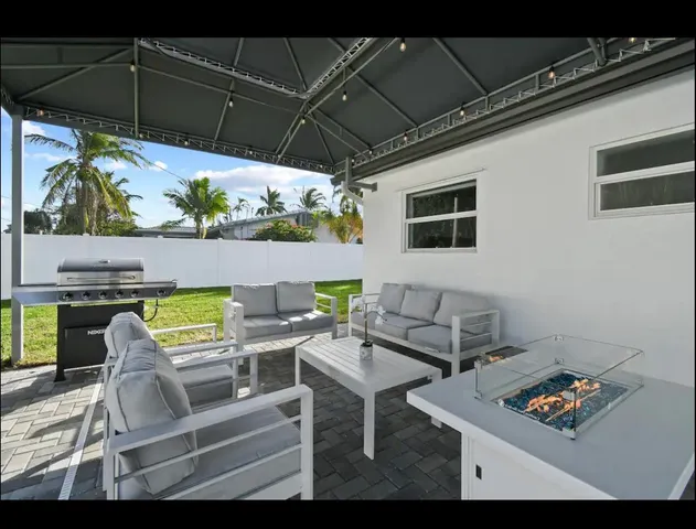 $5,500 | 5040 Northeast 22nd Avenue, Lighthouse Point, FL 33064