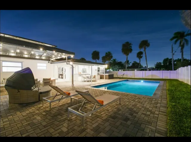 $5,500 | 5040 Northeast 22nd Avenue, Lighthouse Point, FL 33064