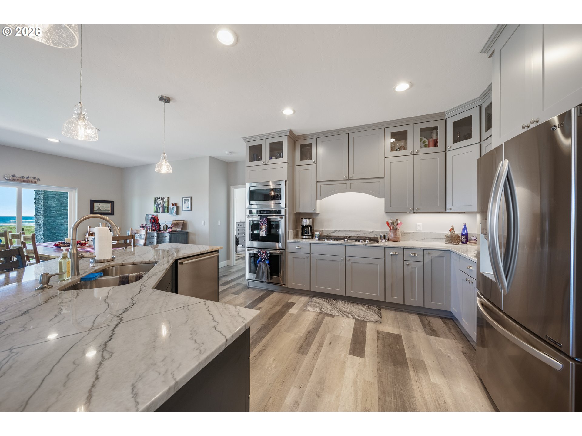 30516 Old Coast Road Gold Beach, OR 97444 - Photo 8 of 41 Kitchen