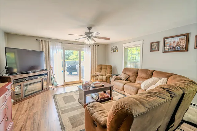 $549,000 | 304 Main Road North, Hampden, ME 04444