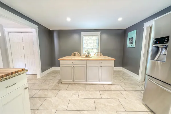 $549,000 | 304 Main Road North, Hampden, ME 04444
