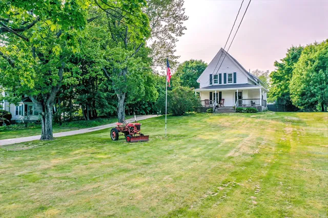 $549,000 | 304 Main Road North, Hampden, ME 04444