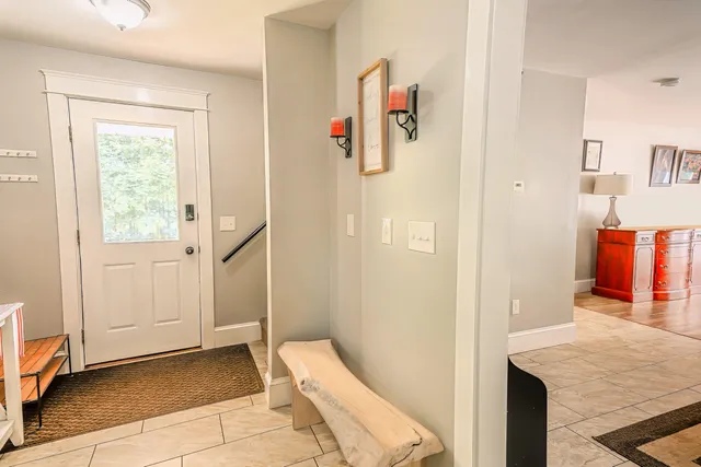 $549,000 | 304 Main Road North, Hampden, ME 04444