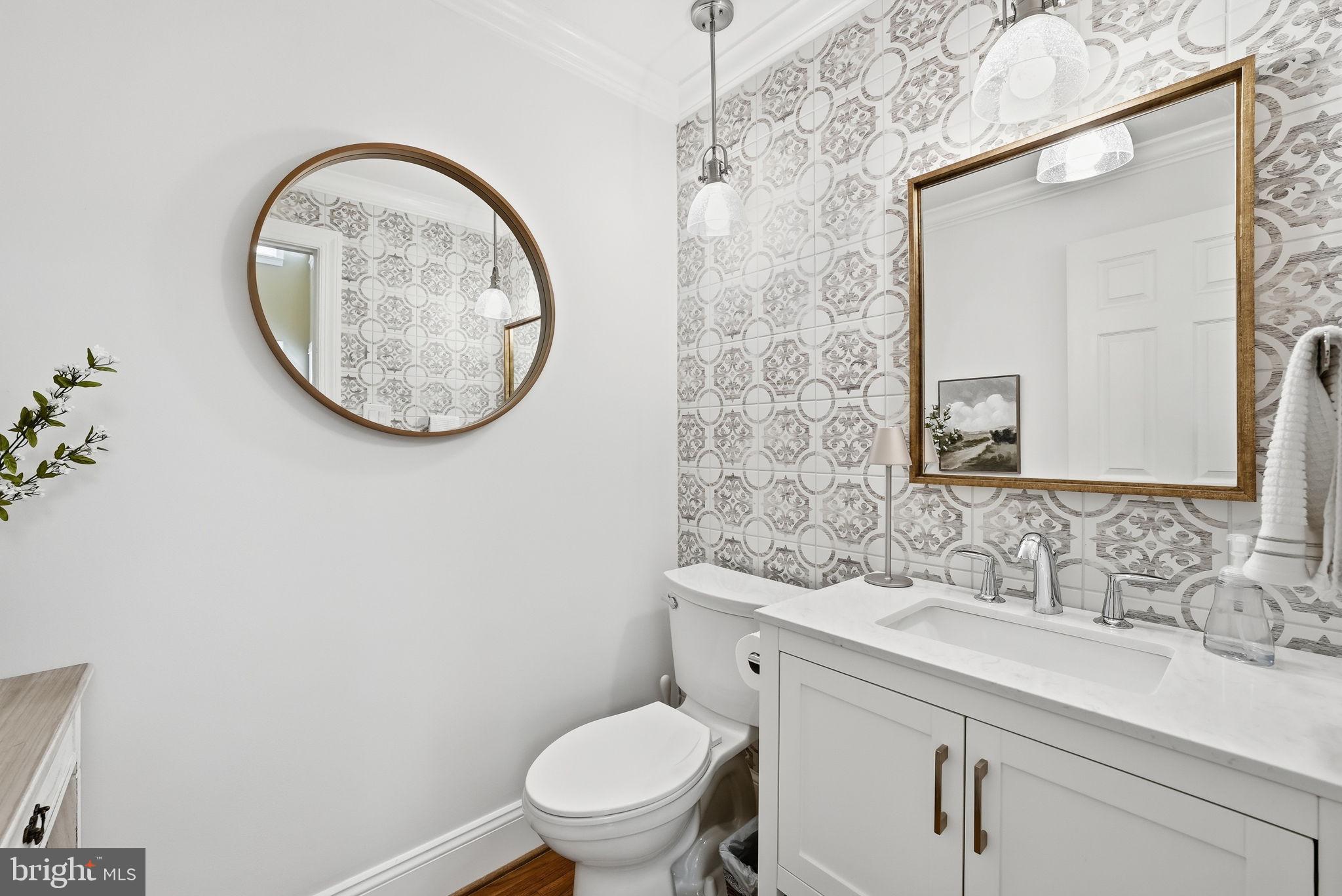 12309 Blair Ridge Road Fairfax, VA 22033 - Photo 22 of 80 REMODELED MAIN FLOOR BATHROOM